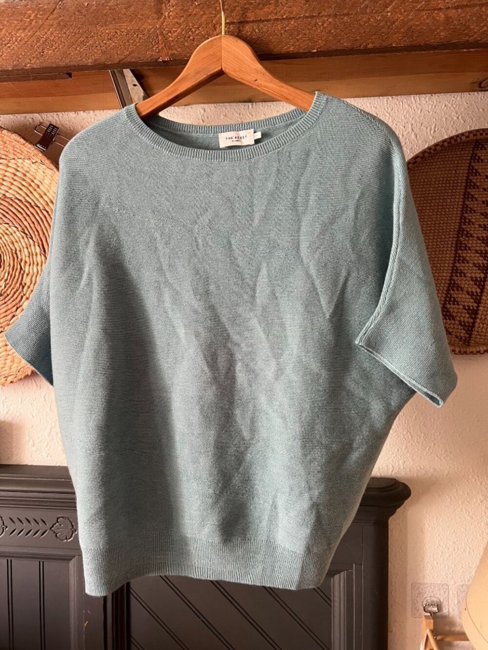 The Reset R Label Top Essential Pullover Sweater Short Sleeve 100% Wool Beach bl
